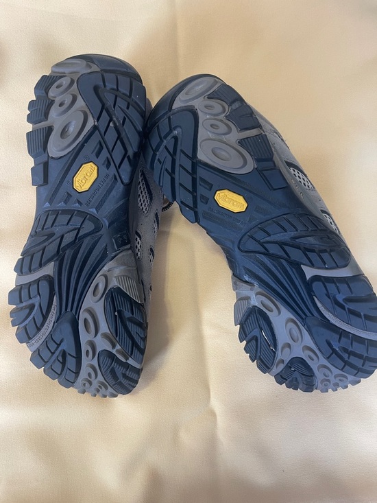 Merrell Men's size 11.5 Gray and Black Hiking Boots with Orange Accents - Picture 3 of 5